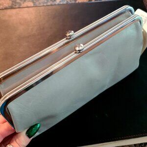 NWT HOBO Dove Gray Double kiss lock leather LAUREN wallet/clutch